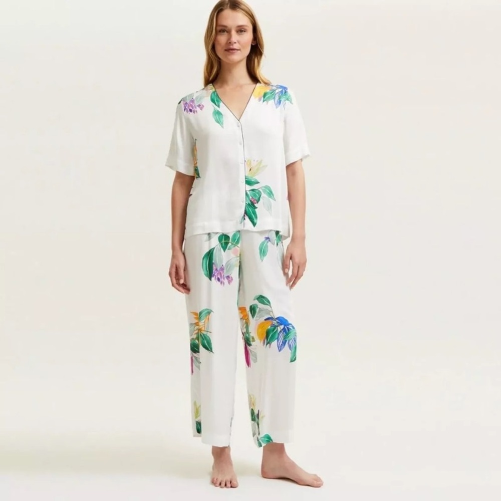 Laurence Tavernier Parfum Pajama Set Size Large 100 Percent Viscose